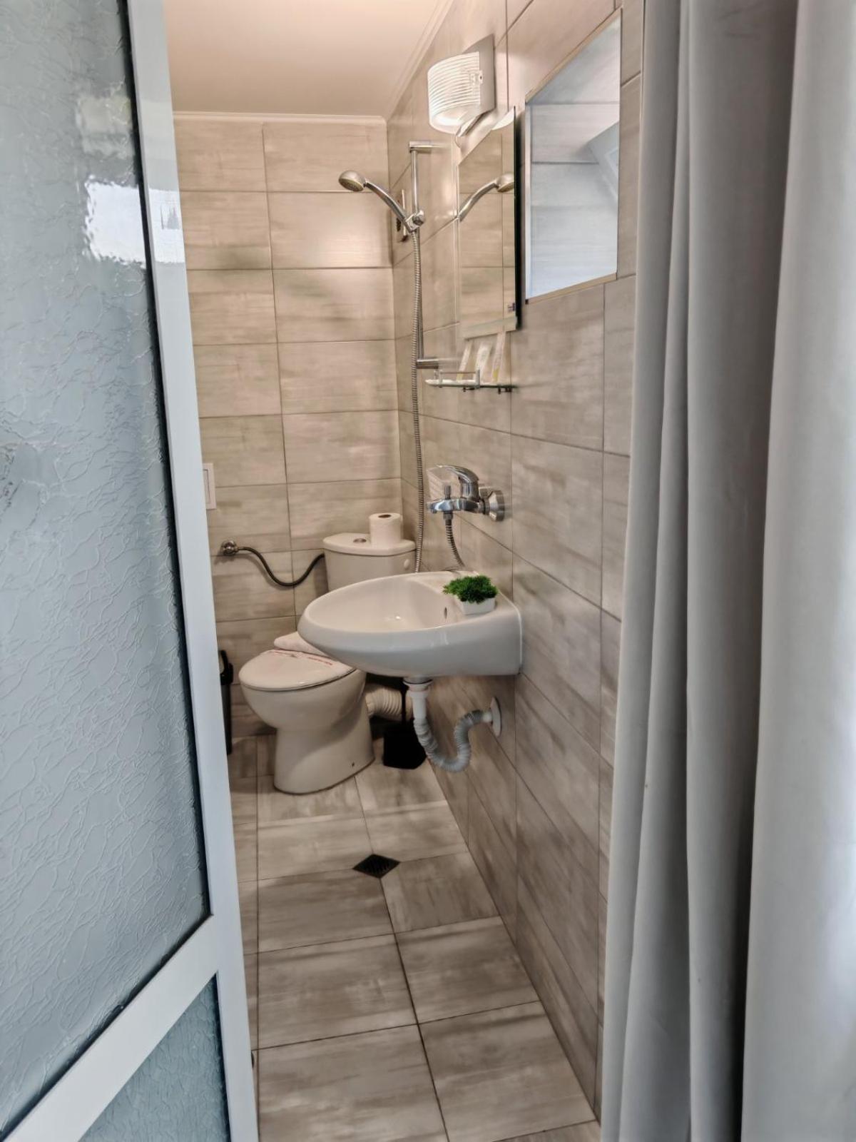 Къща За Гости Пиргос Burgas Extérieur photo
