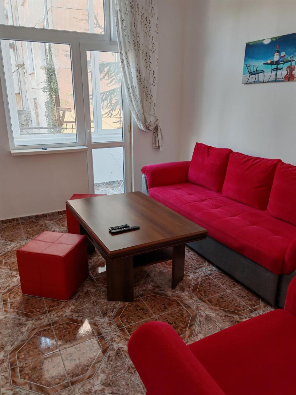 Къща За Гости Пиргос Burgas Extérieur photo