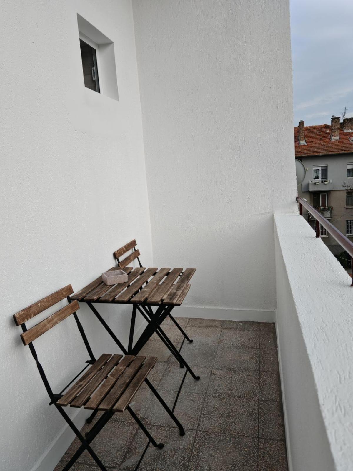 Къща За Гости Пиргос Burgas Extérieur photo
